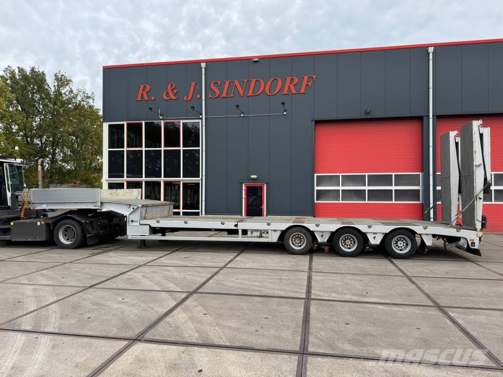 Faymonville Multimax F-S43-1AAF Low loader-semi-trailers