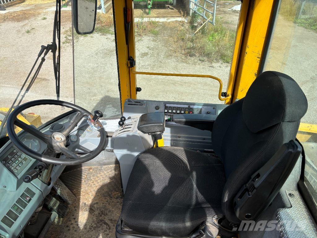 Volvo L 70 C Iekrāvēji uz riteņiem