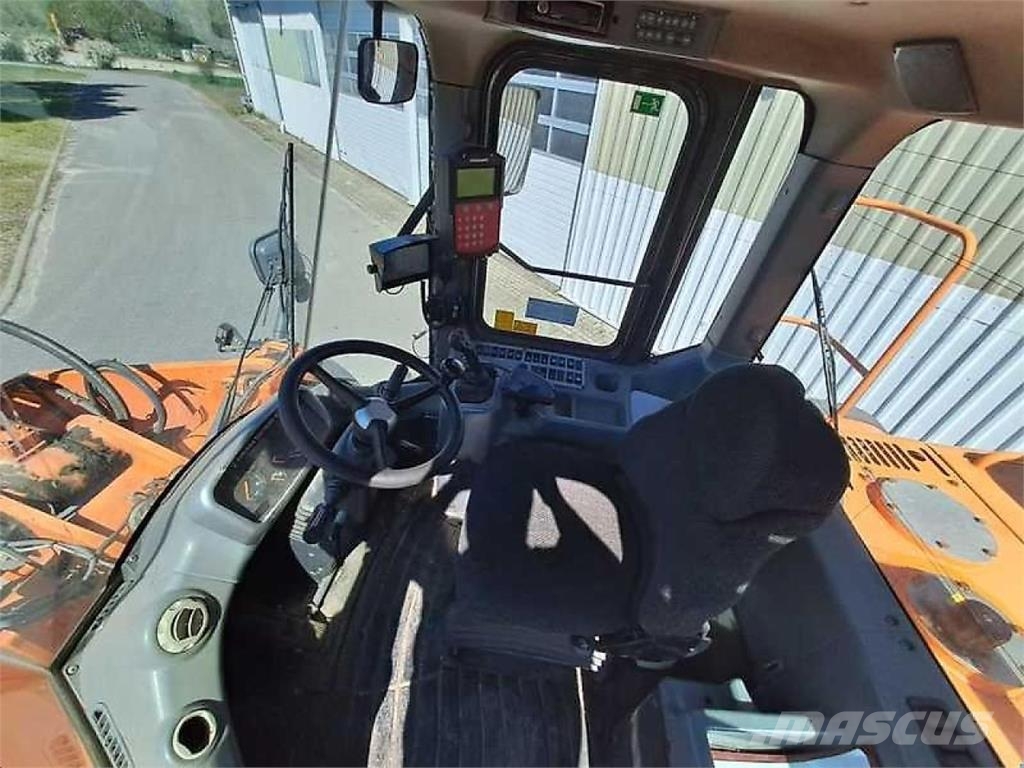  DOOSAN DL 300 Wielladers