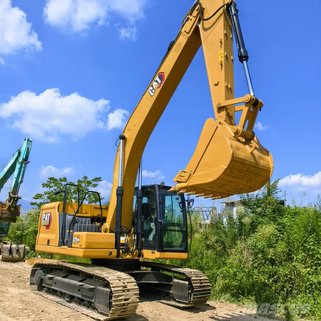 CAT 320 GC 中型挖掘机