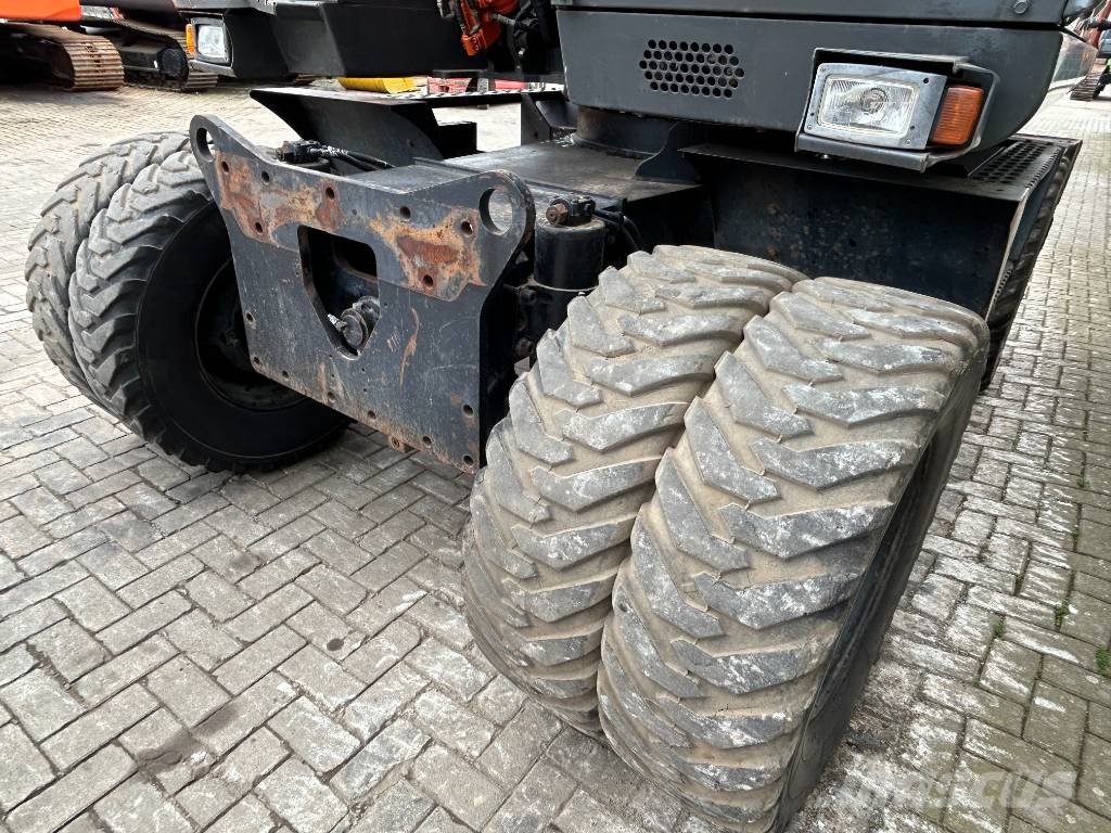 Hitachi ZX 140 W-3 Wielgraafmachines