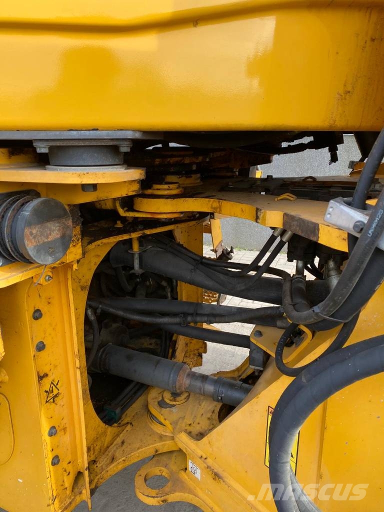 Volvo L 90 G (High tip bucket) 轮式装载机