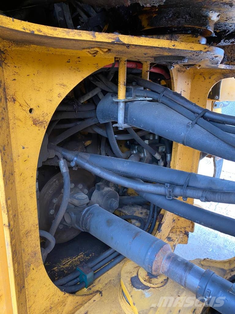 Volvo L 90 G (High tip bucket) 轮式装载机