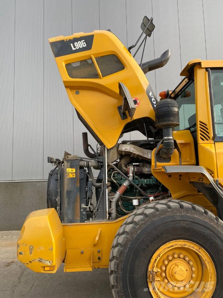 Volvo L 90 G (High tip bucket) 轮式装载机