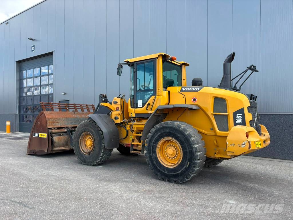 Volvo L 90 G (High tip bucket) 轮式装载机