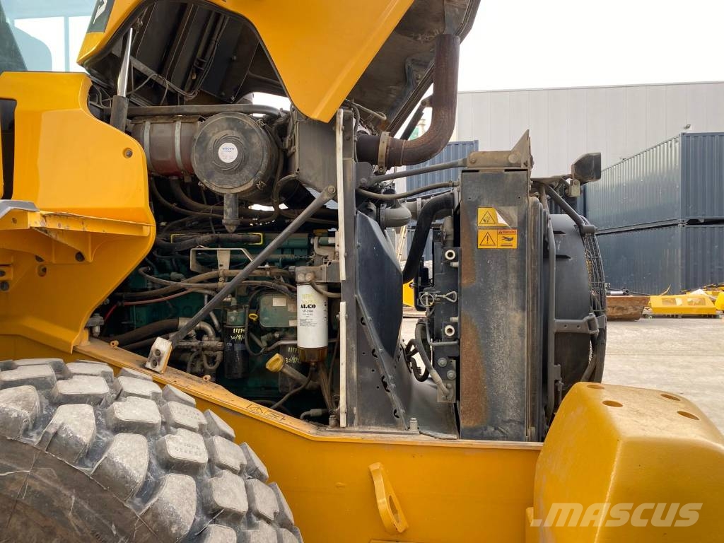 Volvo L 90 G (High tip bucket) 轮式装载机