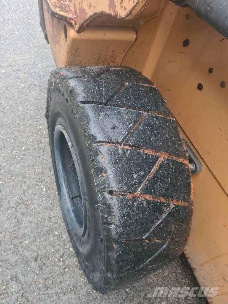 CASE SR 250 Skid steer loaders