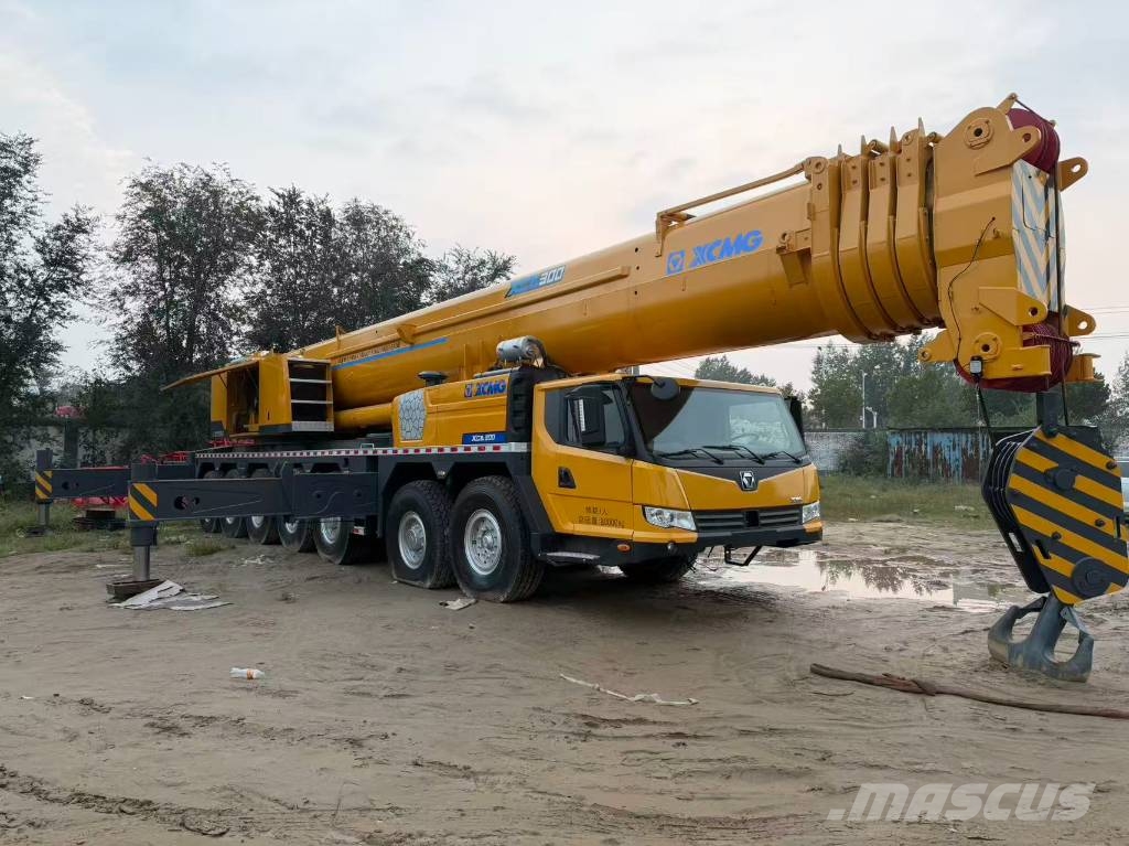 XCMG XCA300 Visurgājēji celtņi