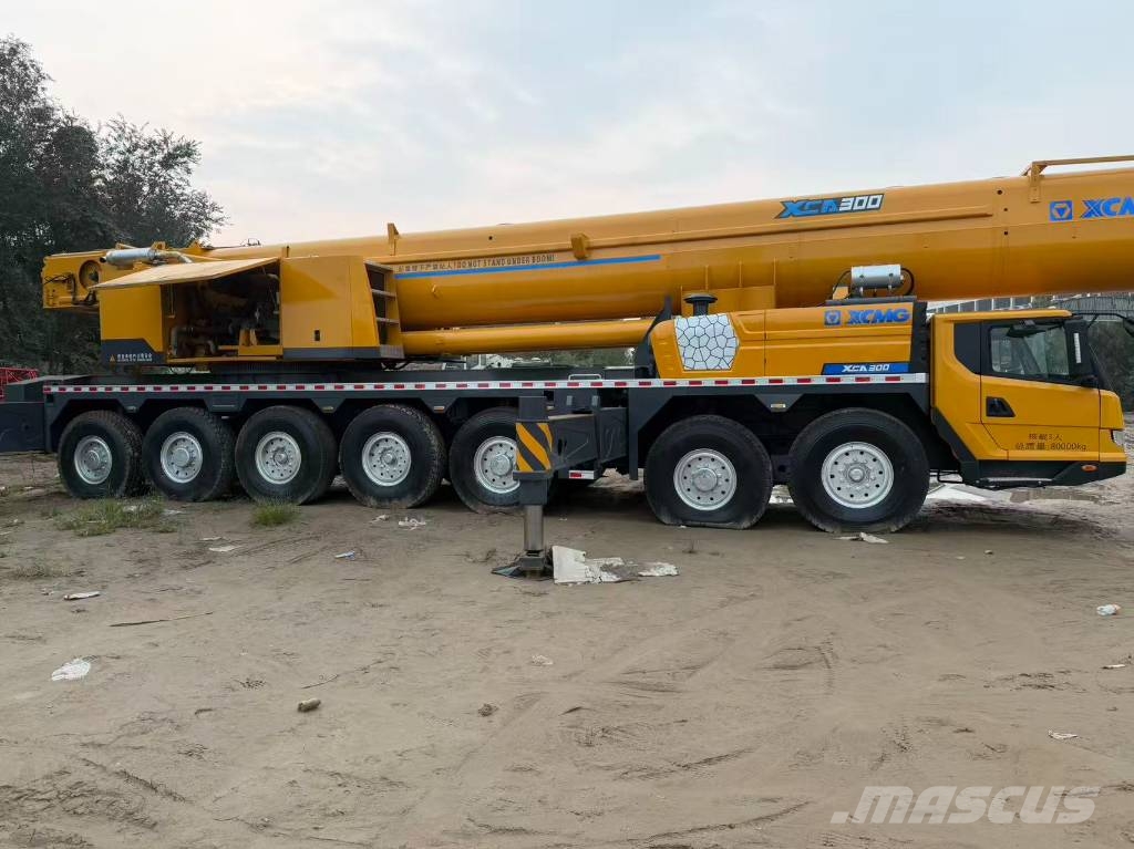 XCMG XCA300 Visurgājēji celtņi