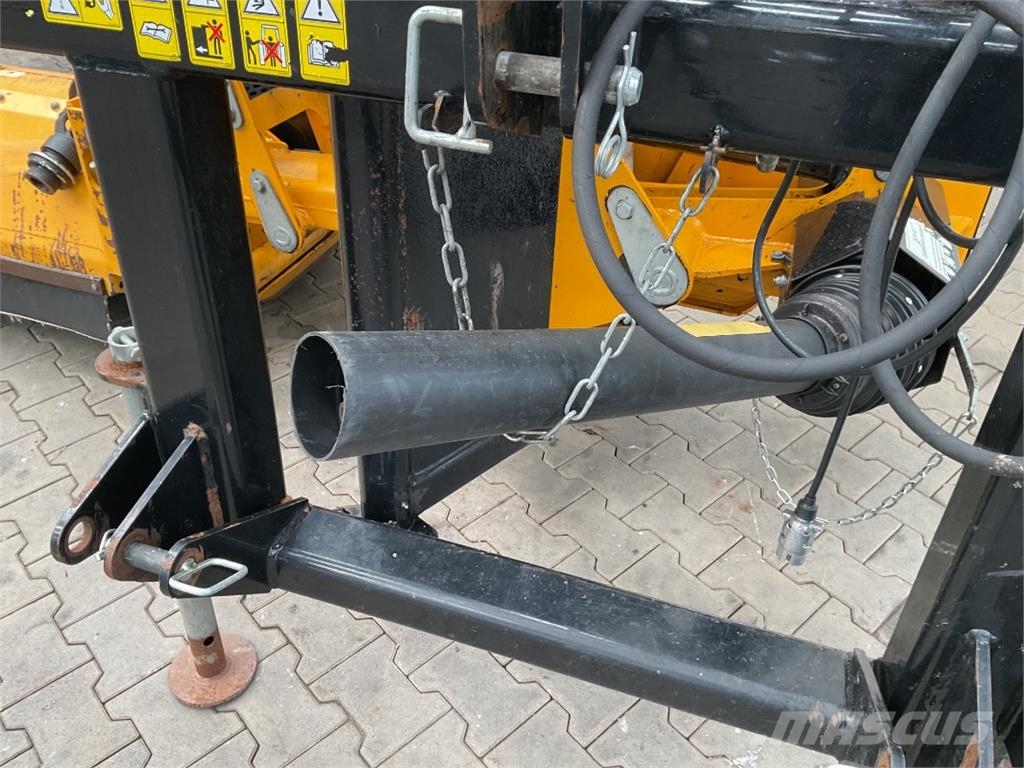 Müthing MU-M/S 180 Cits lopbarības novācēju, kombainu aprīkojums
