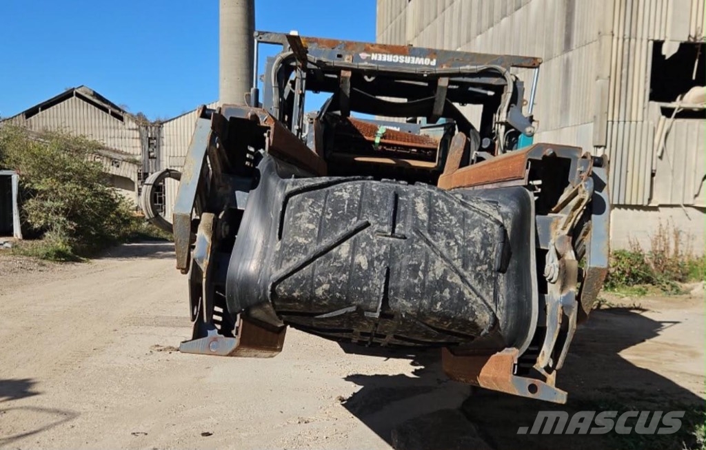 PowerScreen 2100X Mobile screeners
