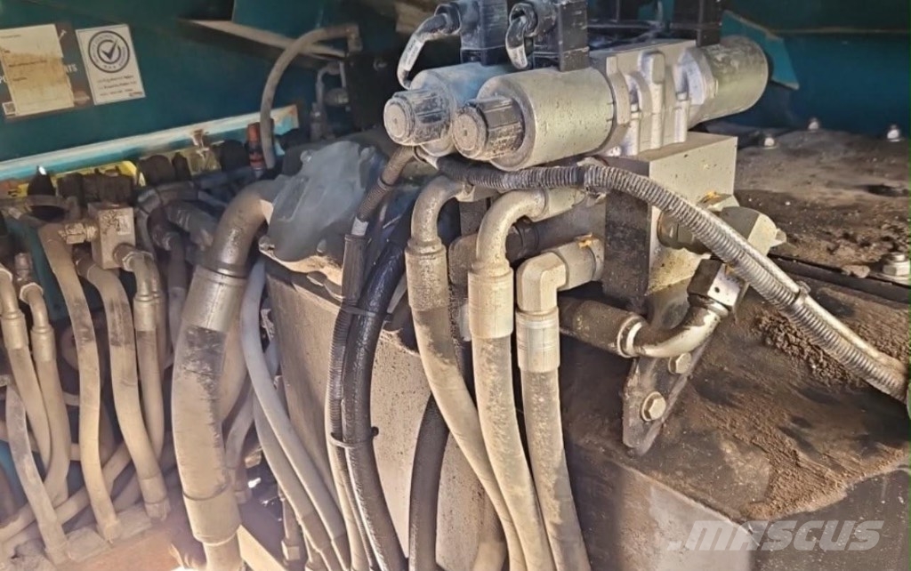 PowerScreen 2100X Mobile screeners