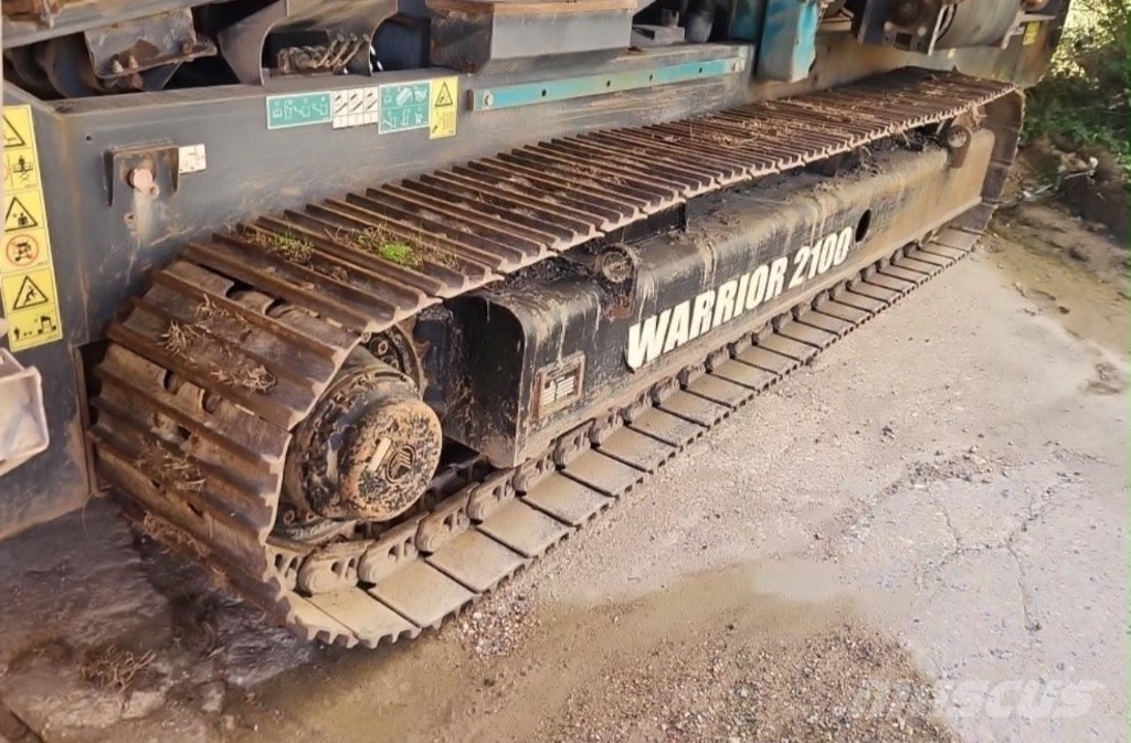 PowerScreen Warrior 2100 移動式篩選機