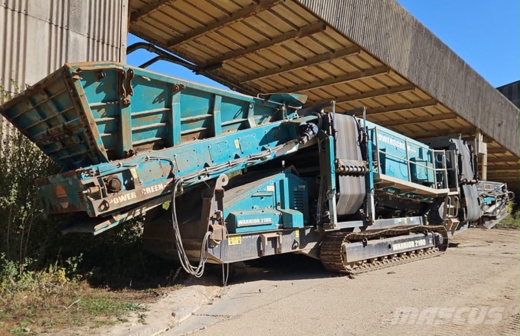 PowerScreen Warrior 2100 移動式篩選機
