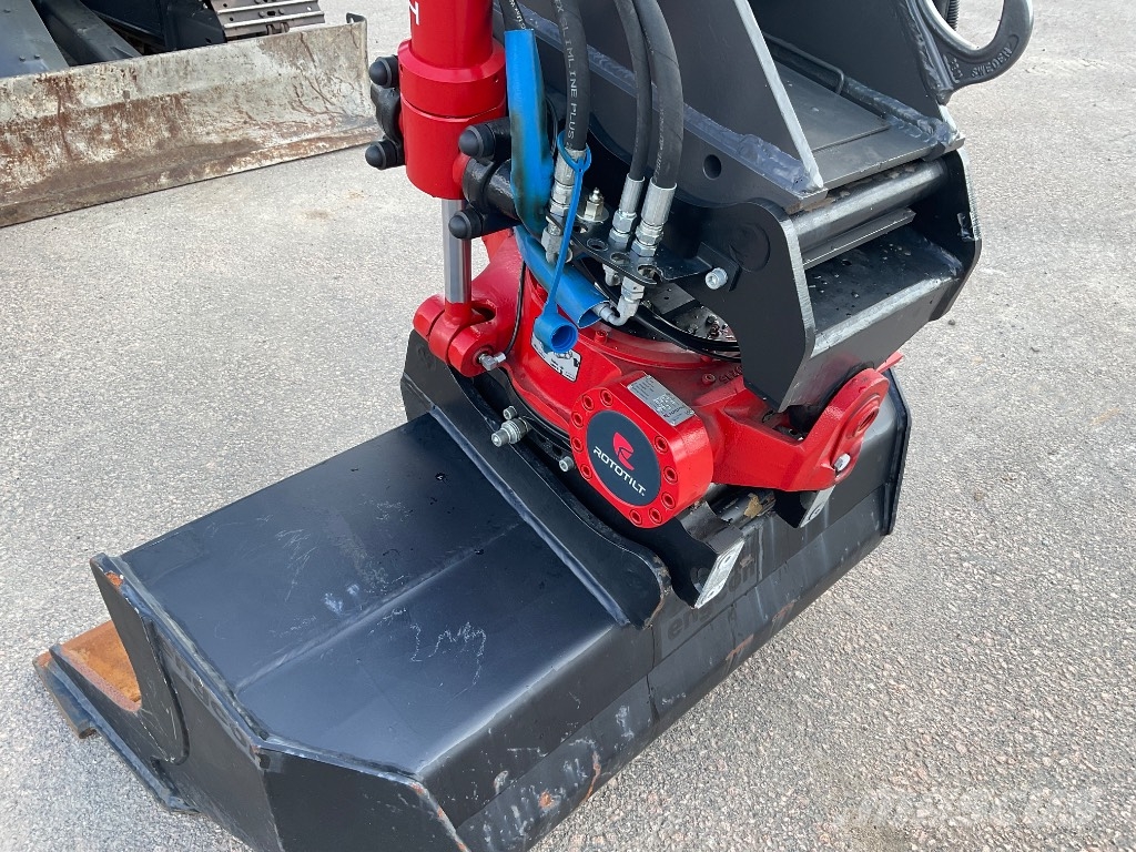 Kobelco SK 75 SR-3E Midi excavators 7t - 12t