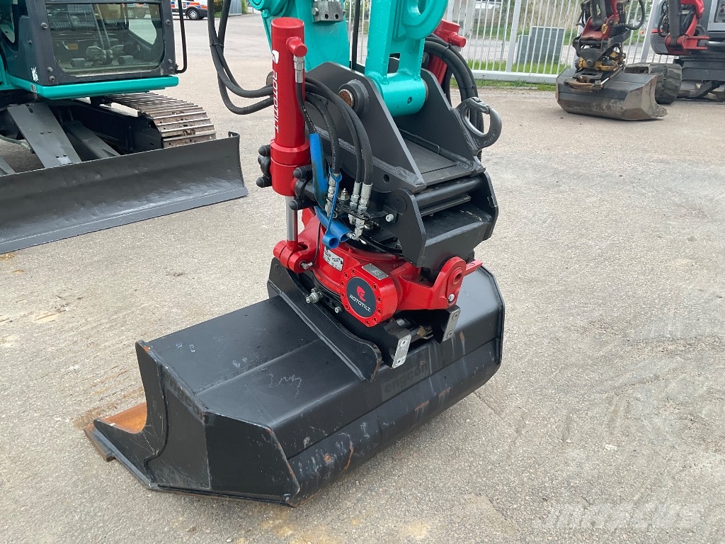 Kobelco SK 75 SR-3E Midi excavators 7t - 12t