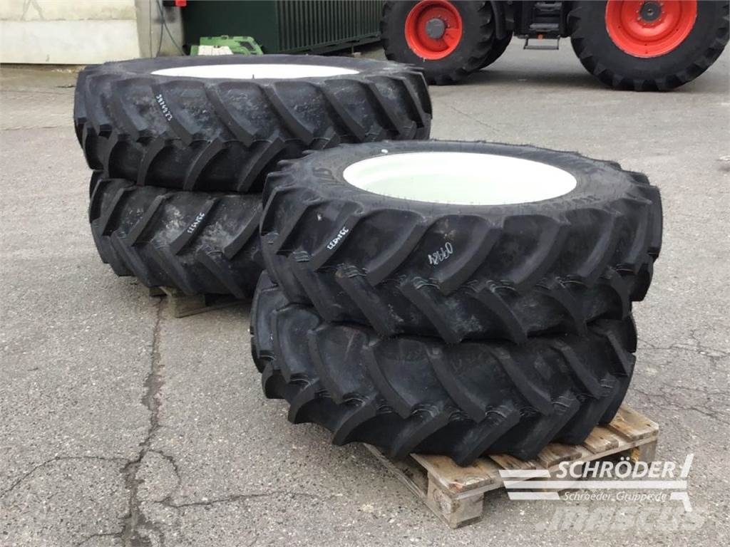 Mitas 2X 340/85 R28 / 2X 420/85 R38 Dubbele wielen