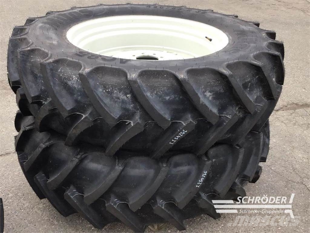 Mitas 2X 340/85 R28 / 2X 420/85 R38 Dubbele wielen