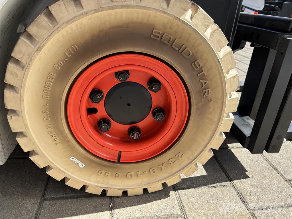 Bobcat B25NS Lithium Neugerät!! 电动叉车