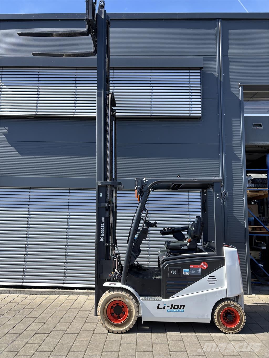 Bobcat B25NS Lithium Neugerät!! 电动叉车