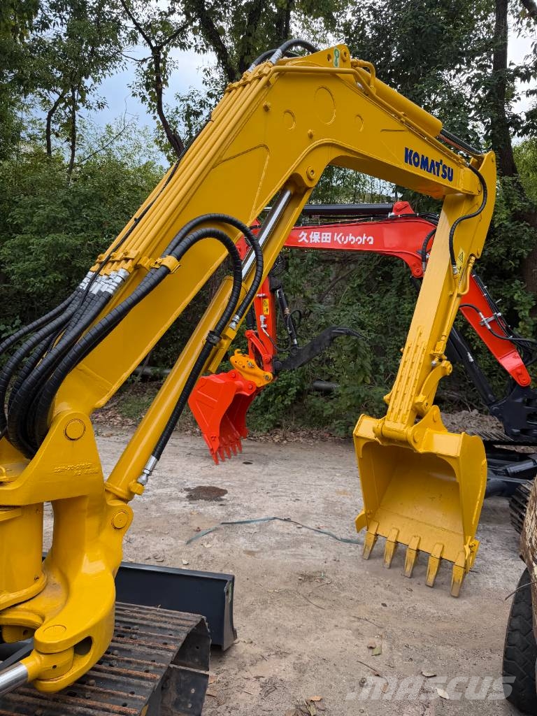 Komatsu PC 40 MR 3000 units excavators in stock Mini bagri <7t