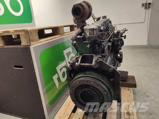 John Deere 7820 (6081HRW42) Motorok