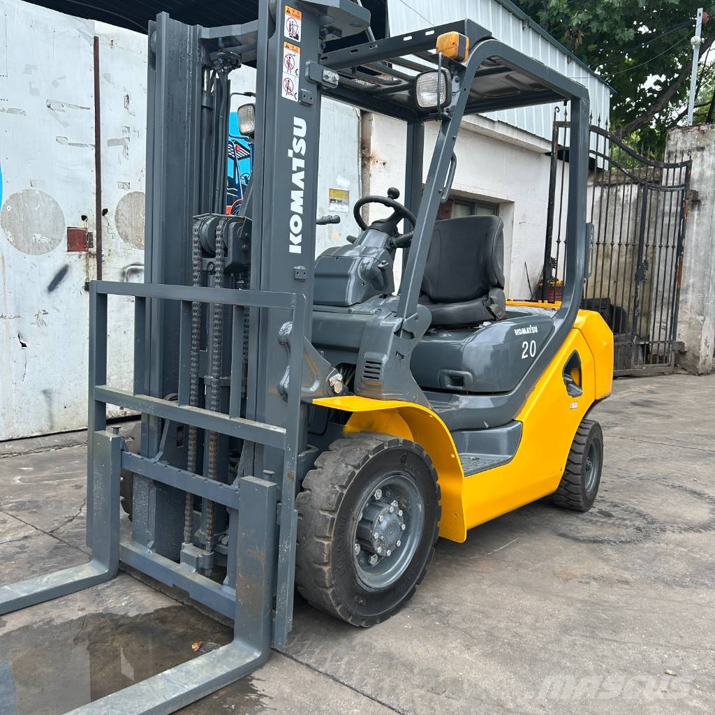 Komatsu FD20 Dieseltrukit