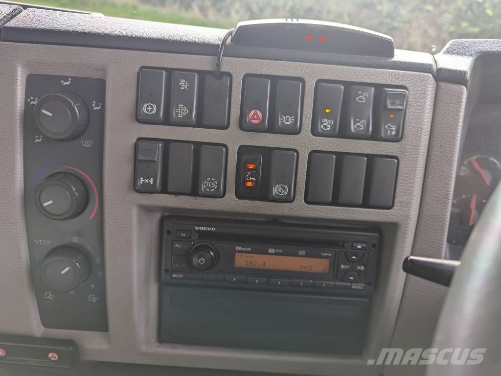 Volvo FL 250 Kamioni sa kranom
