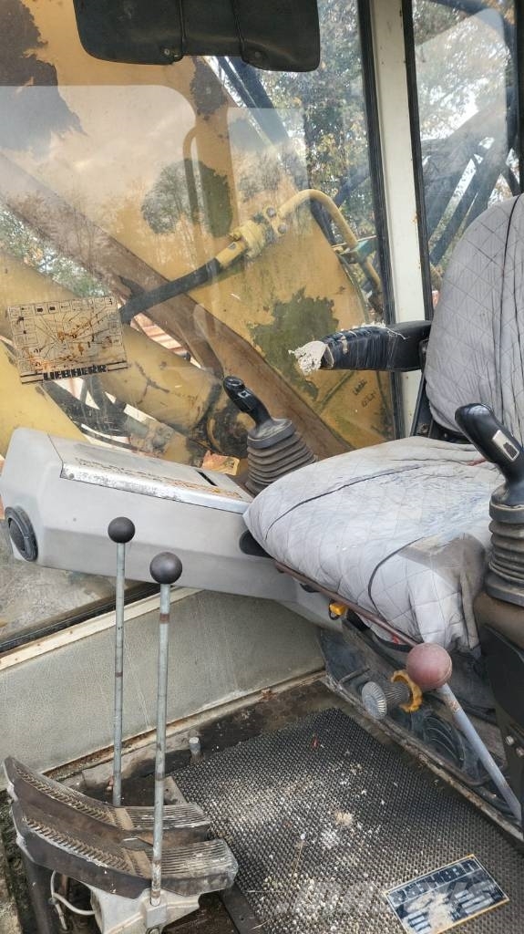 Liebherr R 902 Litronic Excavadoras sobre orugas