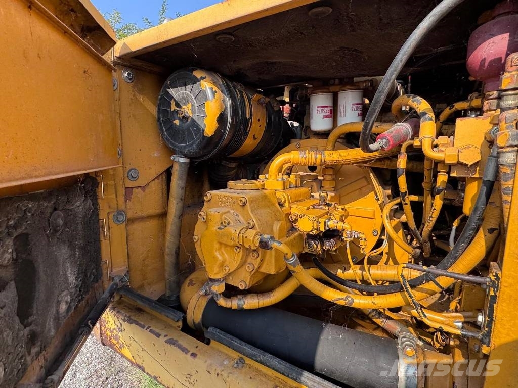 Liebherr R 902 Litronic Excavadoras sobre orugas