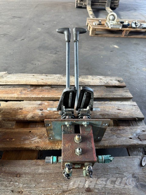 Kobelco SK 250 LC-6JOYSTIC + VALVE BLOCK KOMPLET Гидравлическая система