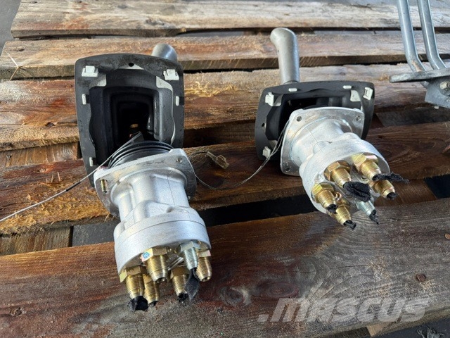 Kobelco SK 250 LC-6JOYSTIC + VALVE BLOCK KOMPLET Гидравлическая система