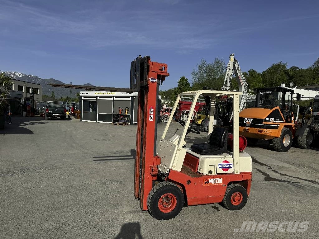 Nissan F01A15U *Triplex+Freihub*Top شاحنات LPG