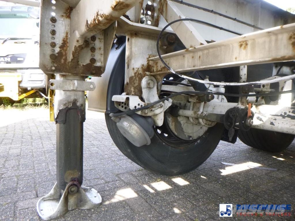 LAG 3-axle container trailer 20 ft Containerchassis
