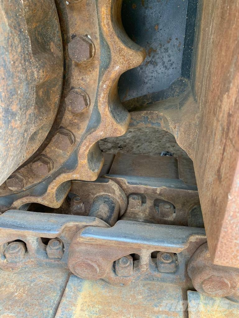 Komatsu PC138US-11 Vikšriniai ekskavatoriai