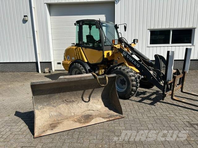 Volvo L 25 B Hjullastere