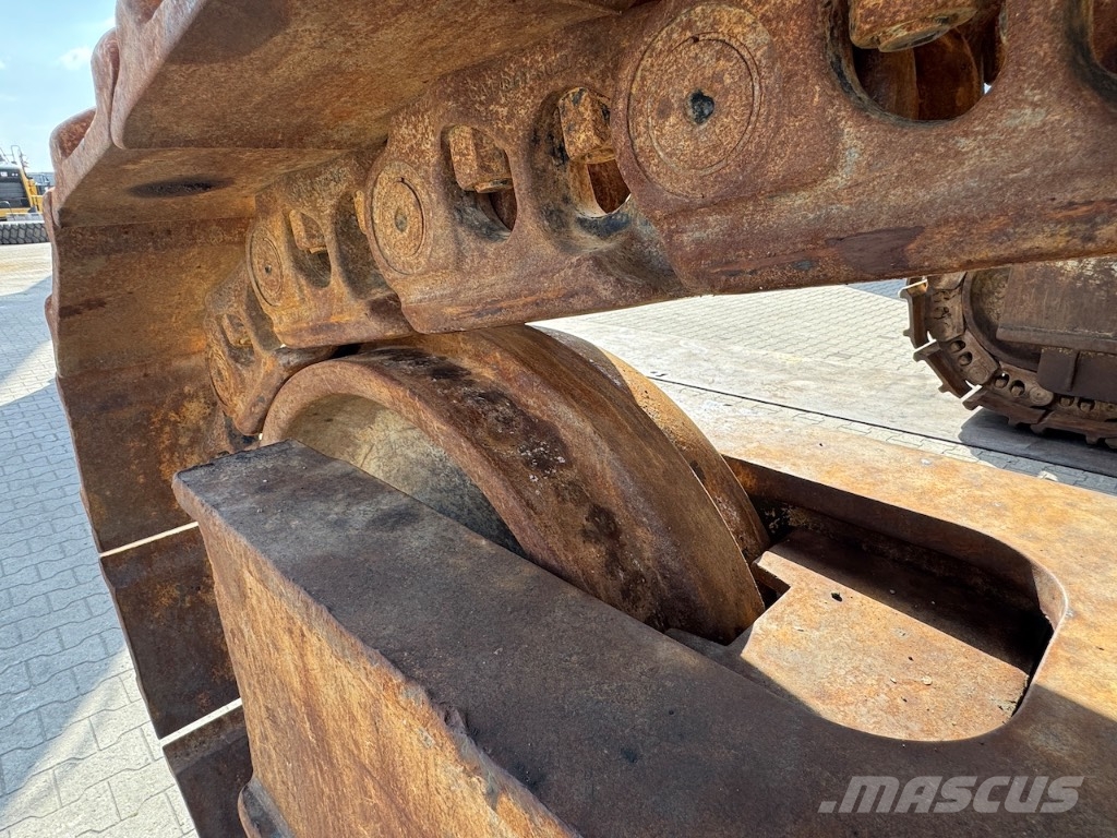 CAT 6015B Crawler excavators
