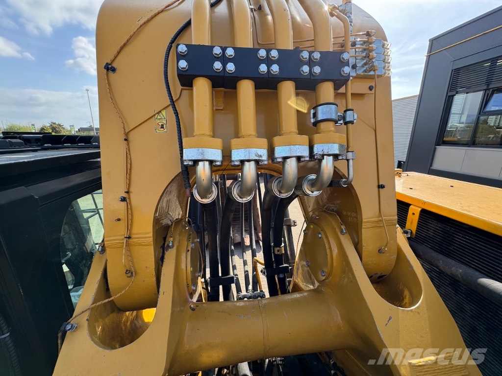 CAT 6015B Crawler excavators