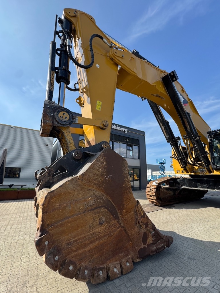CAT 6015B Crawler excavators