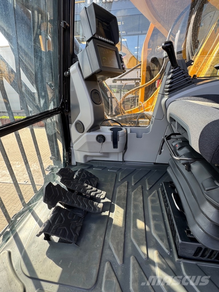 CAT 6015B Crawler excavators