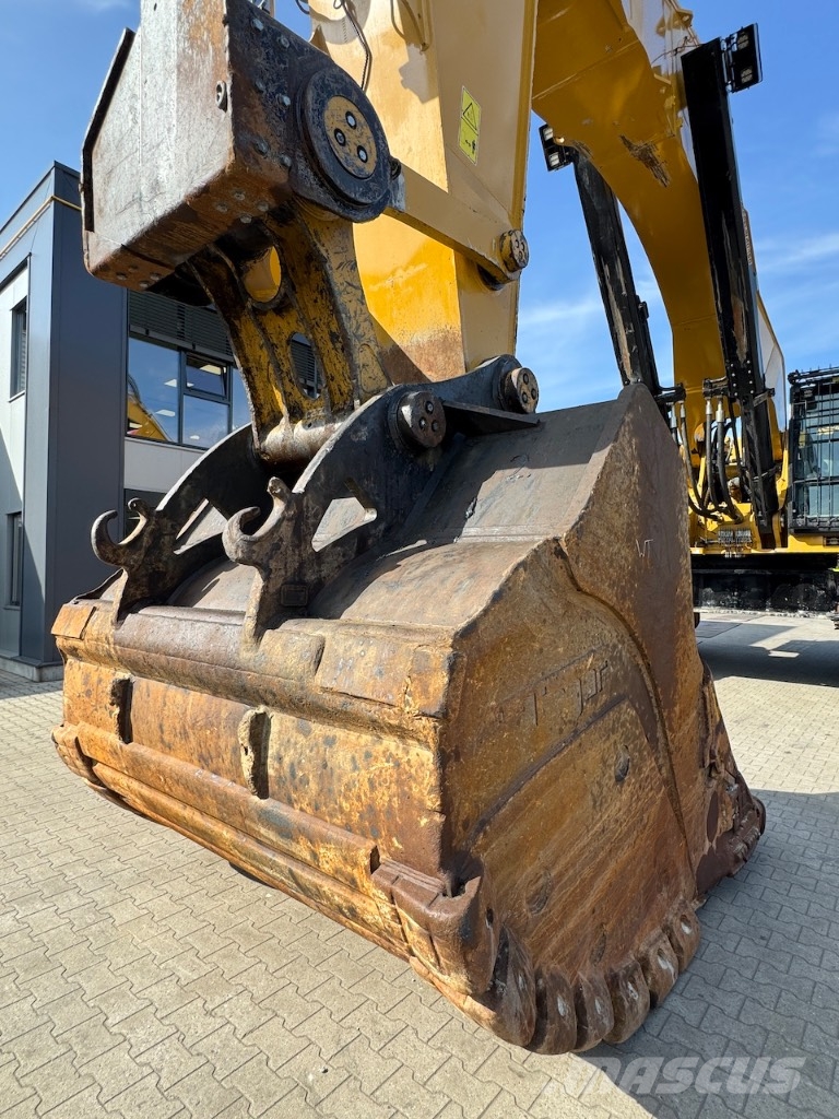 CAT 6015B Crawler excavators