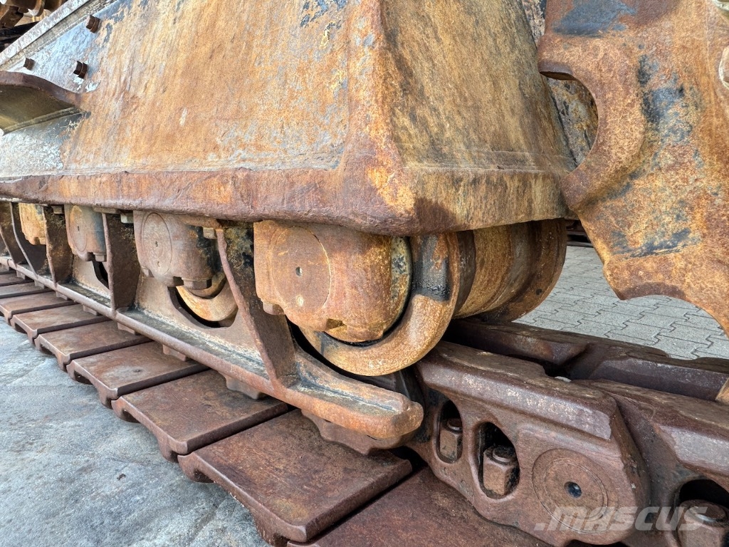 CAT 6015B Crawler excavators
