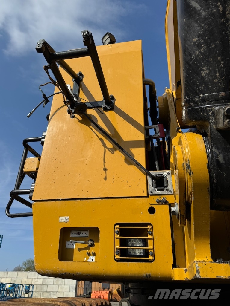 CAT 6015B Crawler excavators