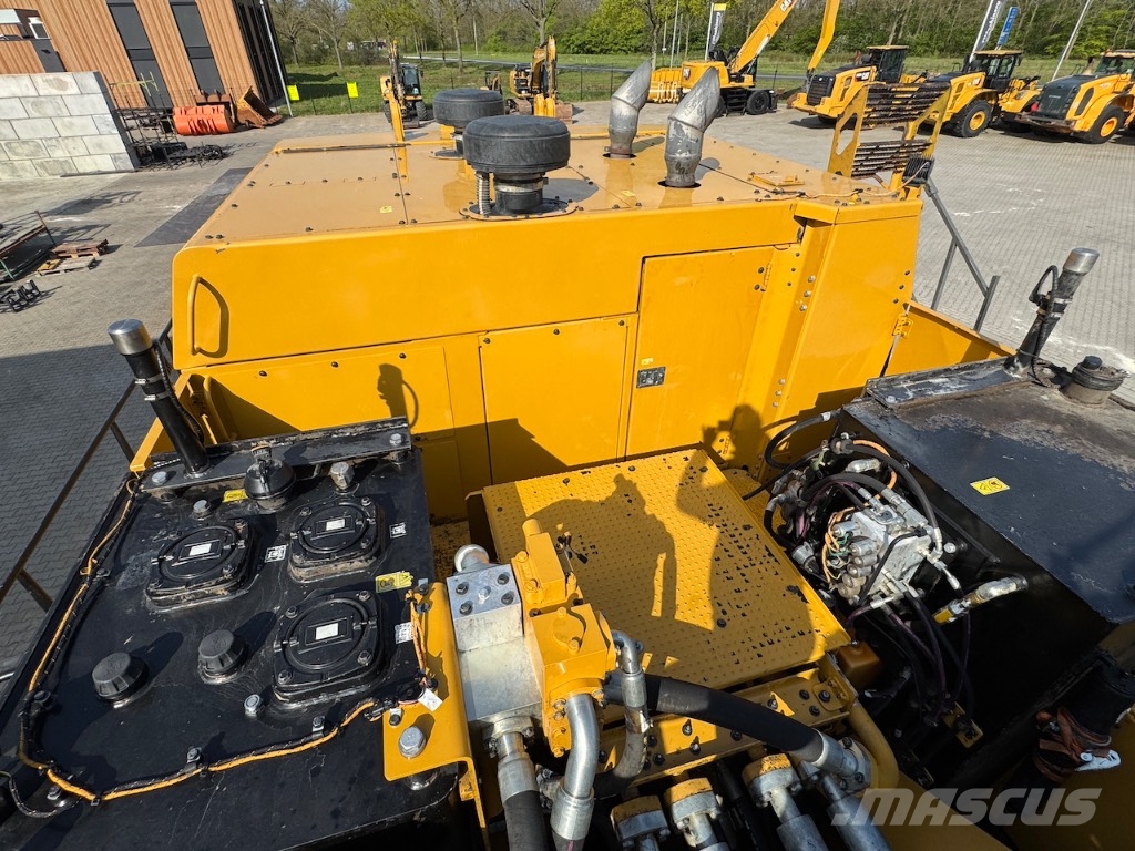 CAT 6015B Crawler excavators