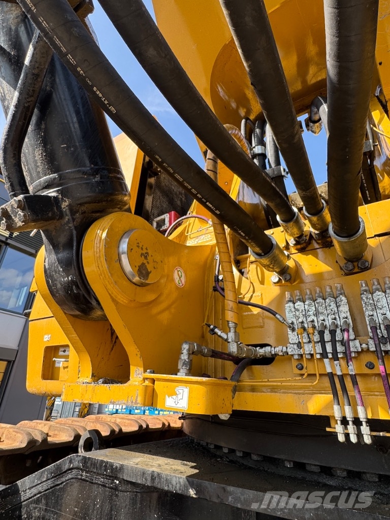 CAT 6015B Crawler excavators