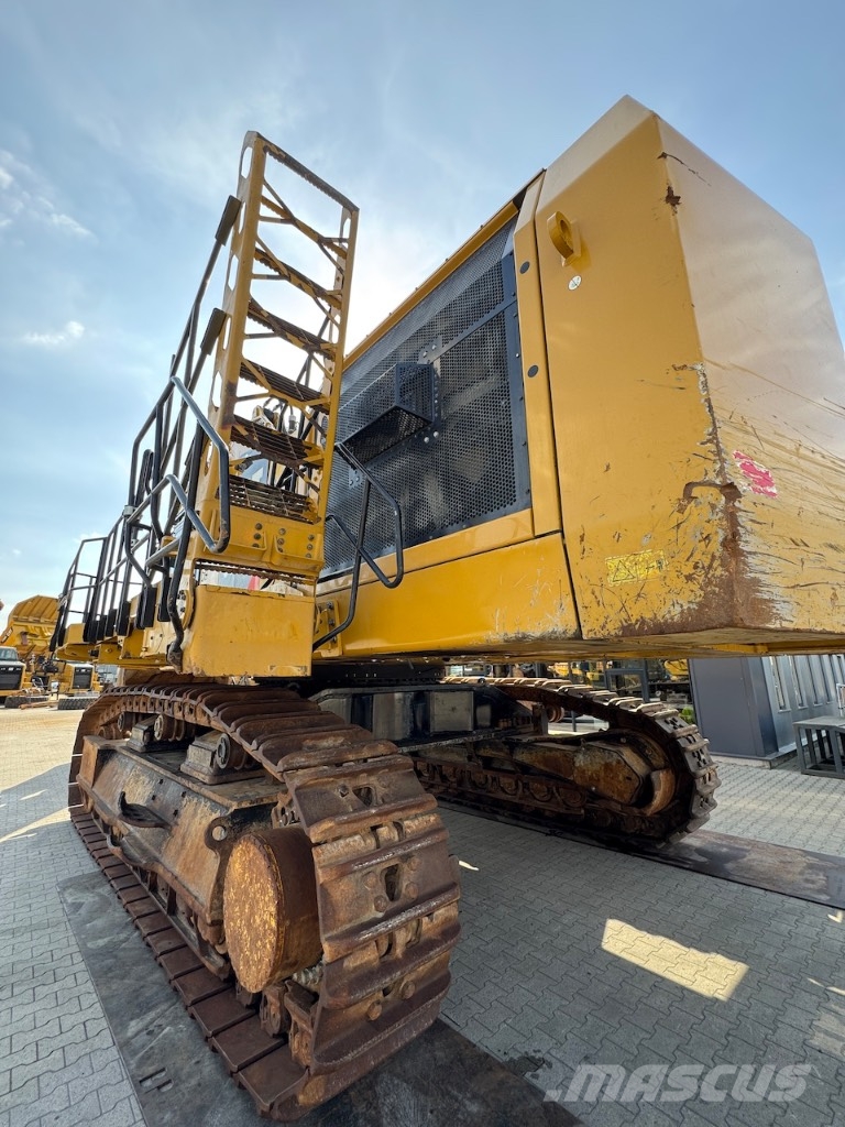 CAT 6015B Crawler excavators