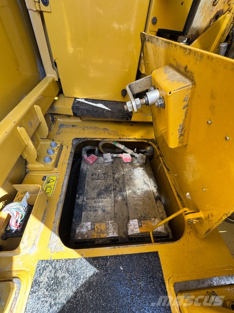CAT 6015B Crawler excavators