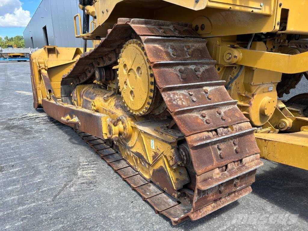 CAT D 6 T XL Buldozer sobre oruga