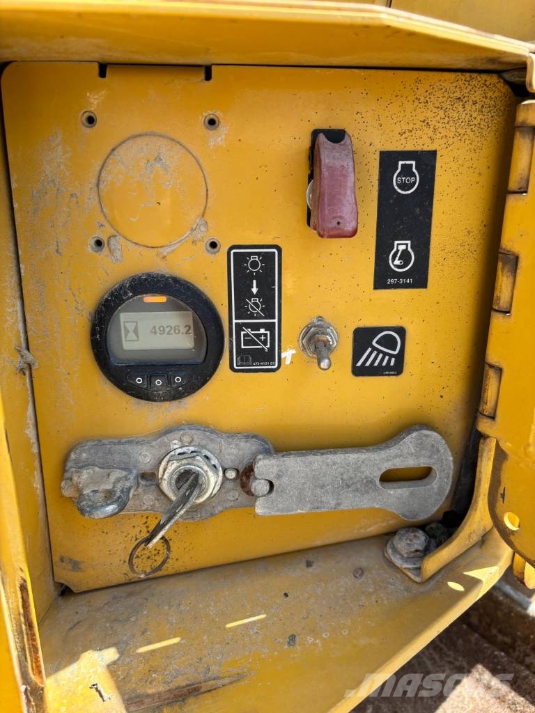 CAT D 6 T XL Buldozer sobre oruga