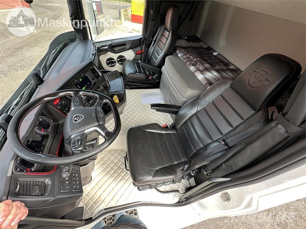 Scania R580 A6*4NB Седельные тягачи